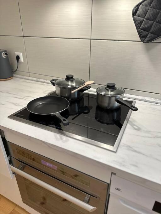 Modernes 2 Zimmer Apartment Берлин Екстериор снимка