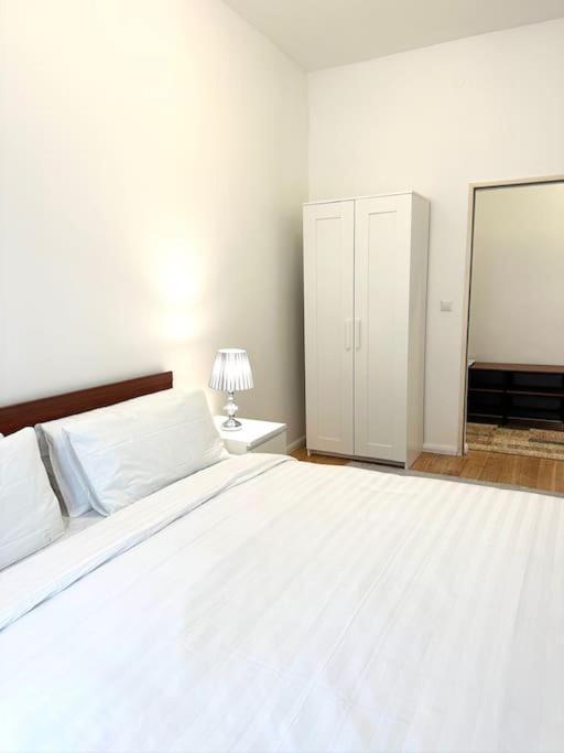 Modernes 2 Zimmer Apartment Берлин Екстериор снимка