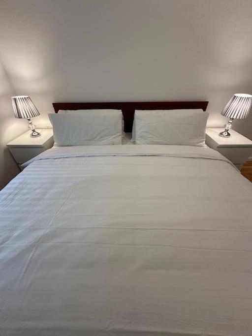 Modernes 2 Zimmer Apartment Берлин Екстериор снимка