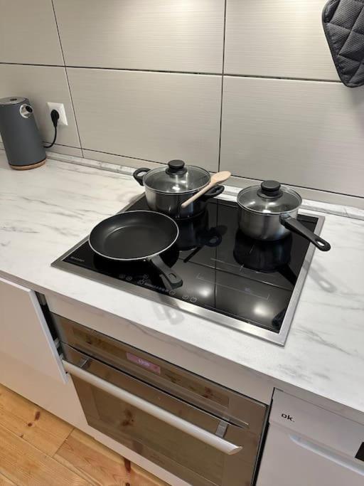 Modernes 2 Zimmer Apartment Берлин Екстериор снимка