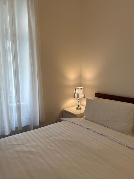 Modernes 2 Zimmer Apartment Берлин Екстериор снимка